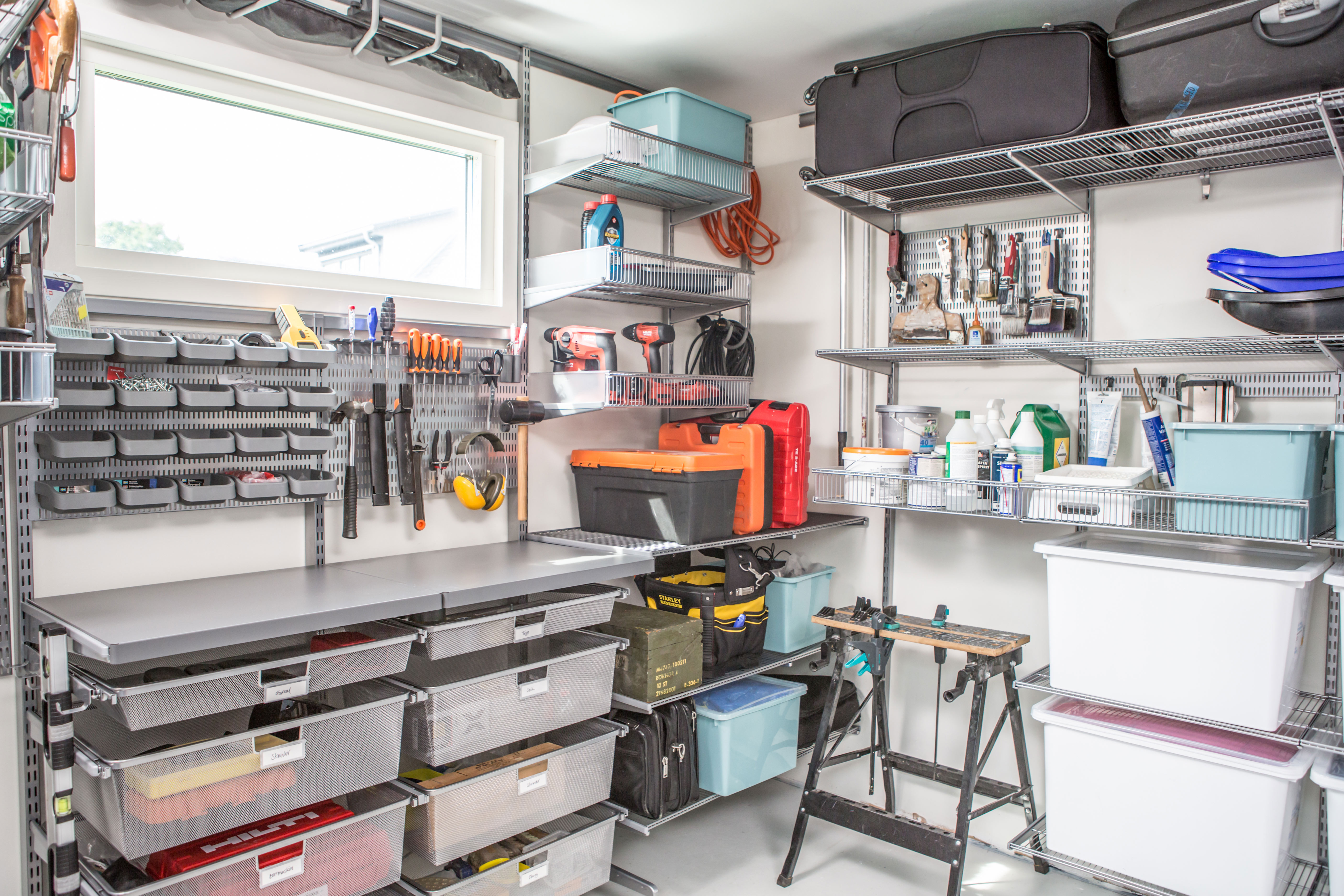 Plastic Bin Kit Wall Garage Storage Parts Bins Tool DIY Organiser Shelving Unit