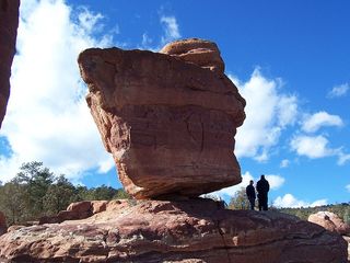 Balanced Rock at Garden of the Gods park in Colorado Springs, Colorado