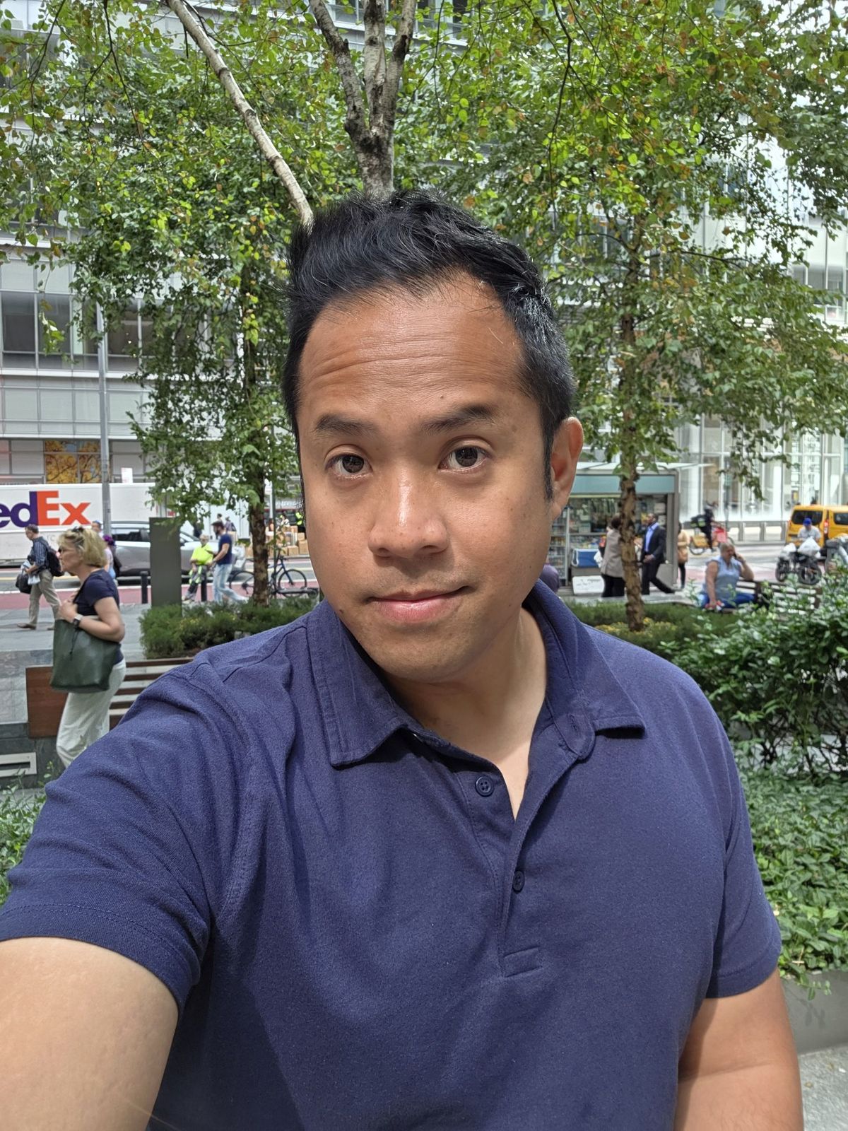 Samsung Galaxy S25 Ultra selfie sample.