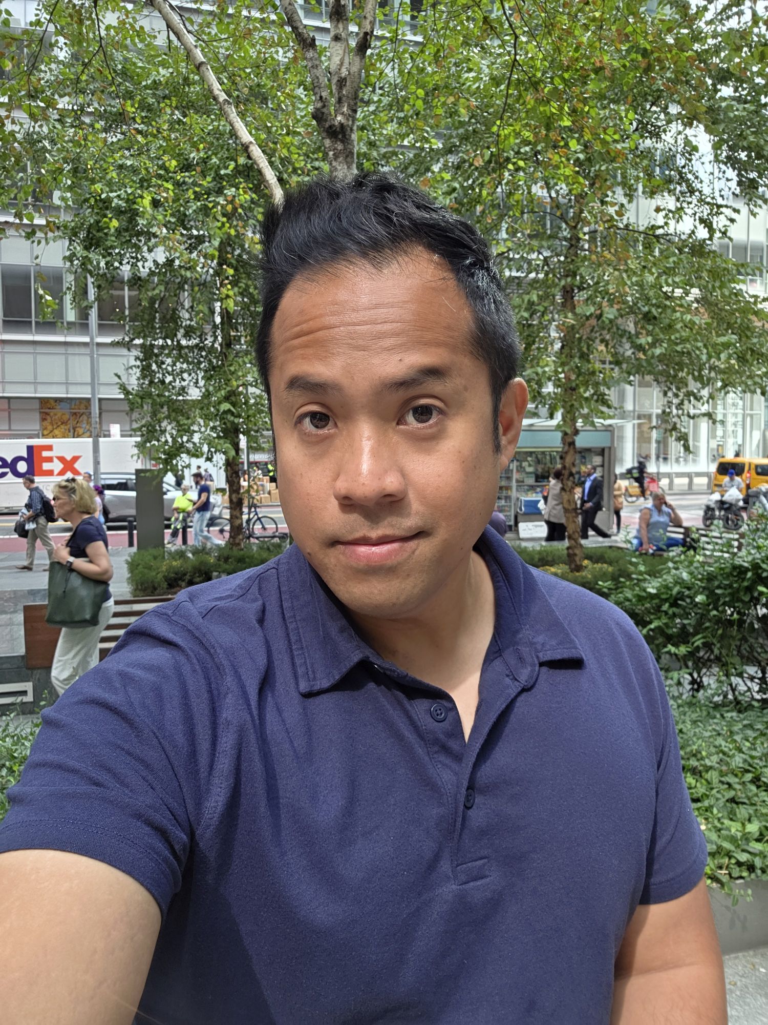 Samsung Galaxy S25 Ultra selfie sample.