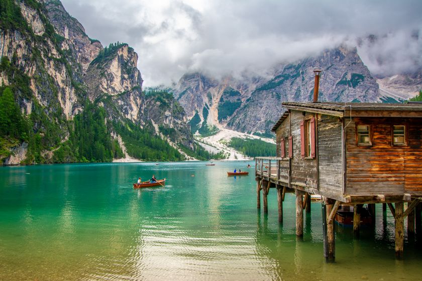 GuruShots - Travel Moments October 2025