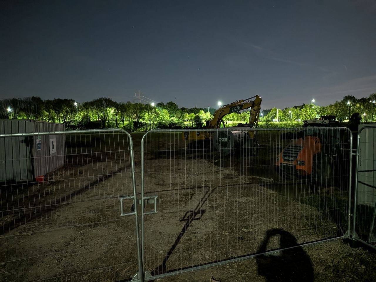 pixel 10 vs nothing phone 4a pro low light shoot out
