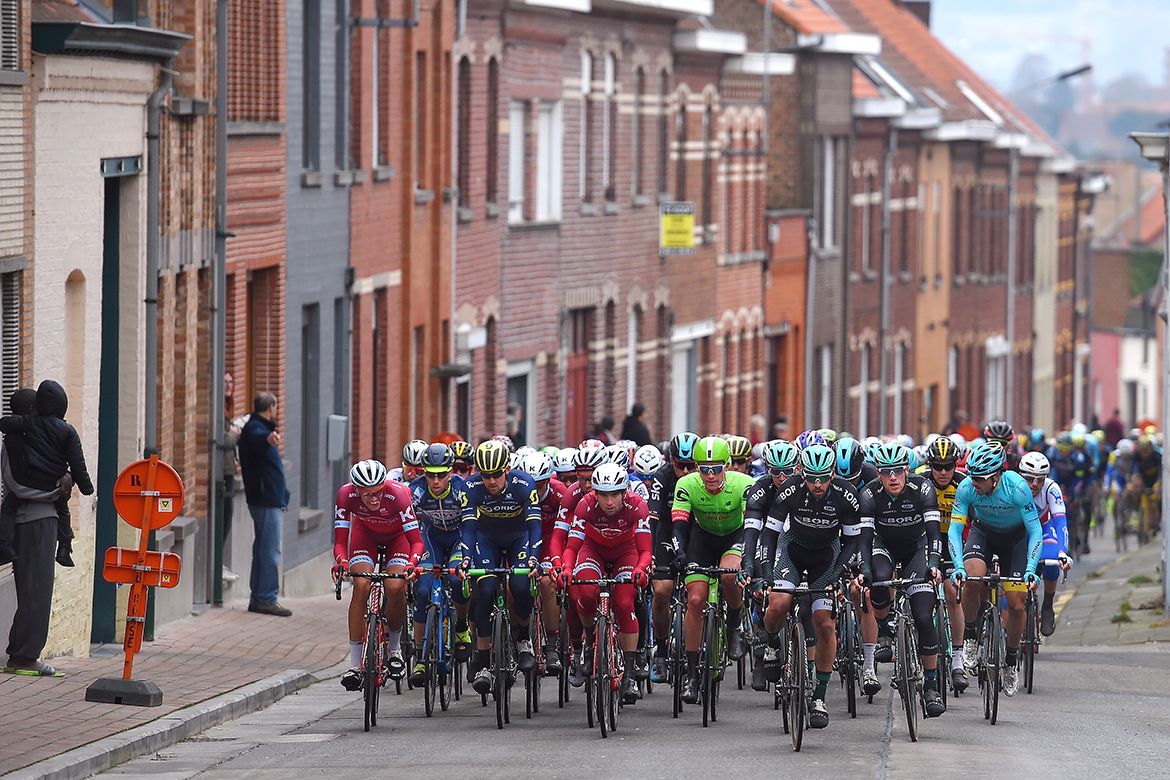 The Kuurne-Brussel-Kuurne peloton