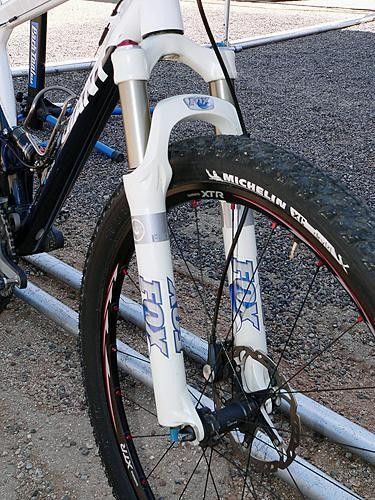 Adam Craig (United States) used a Terralogic-equipped Fox fork