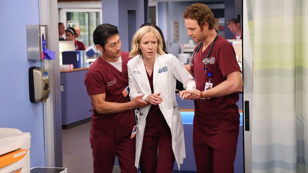 Brian Tee as Ethan Choi, Jessy Schram as Hannah Asher, Nick Gehlfuss as Will Halstead