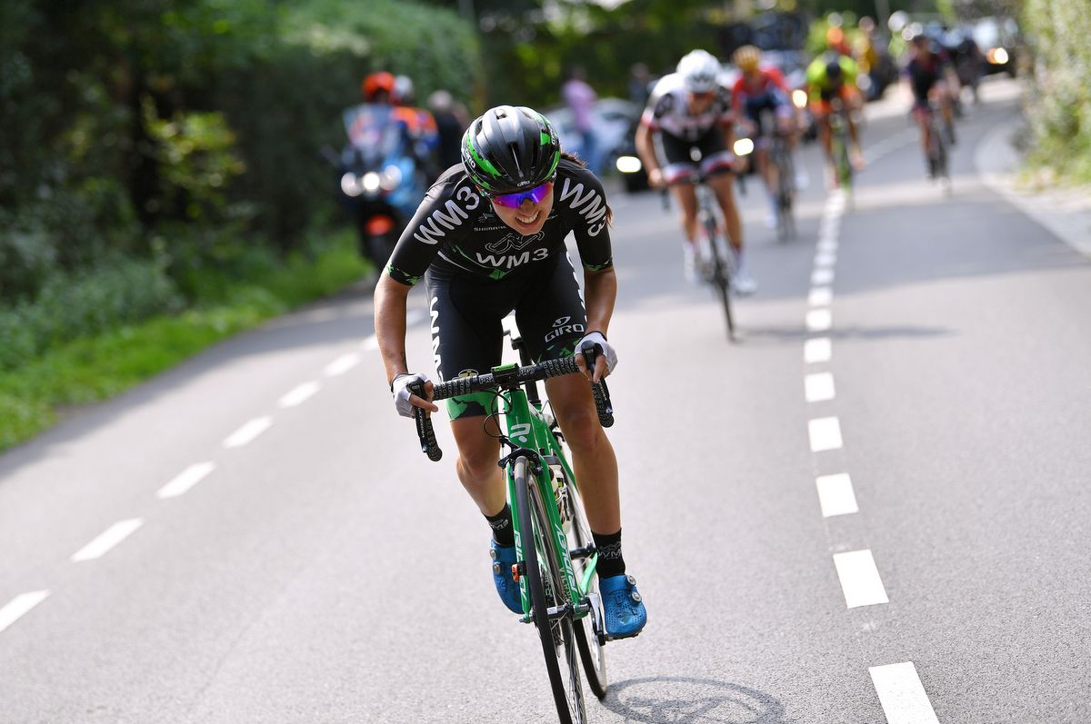 Katarzyna Niewiadoma (WM3 Cycling) goes on the attack