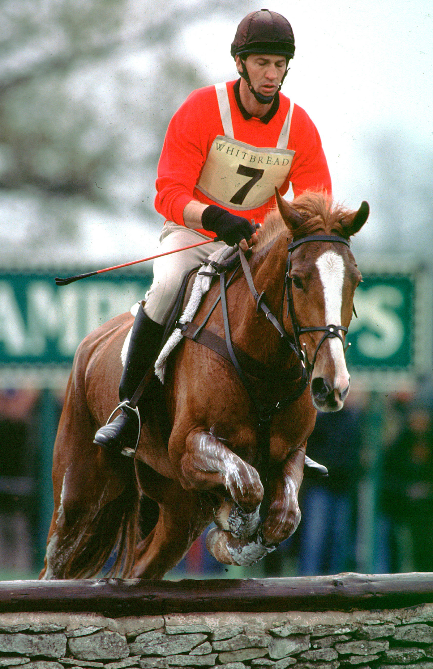 H66NJA CCI**** Badminton 1991, Andrew Nicholson of New Zealand riding Spinning Rhombus in the cross country of the three-day event. Image shot 1991. Exact date unknown.