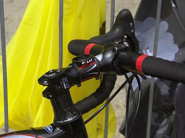 Devolder runs surprisingly little handlebar drop compared to what we're used to seeing in the pro ranks.