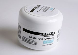 Chamois clearance creme assos