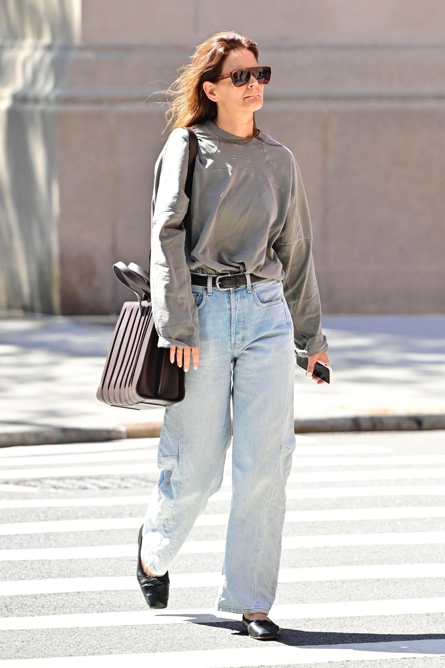 Katie Holmes debuted her new leather tote bag from Max Mara