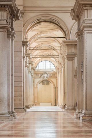 Volumnia Gallery, Piacenza, is set inside a renaissance church