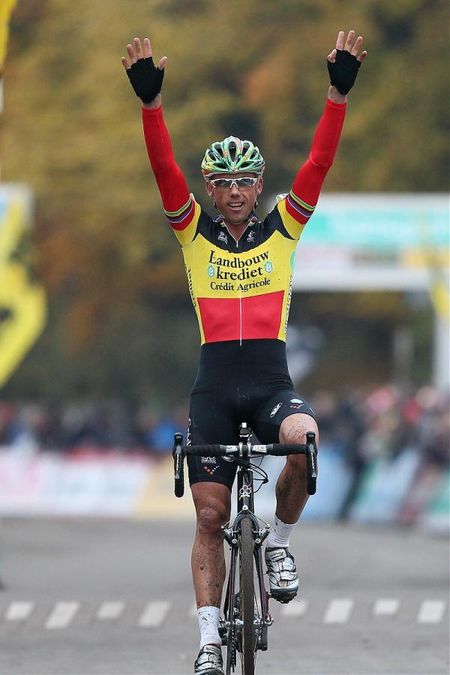 Sven Nys (Landbouwkrediet-Euphony) wins in Hamme-Zogge