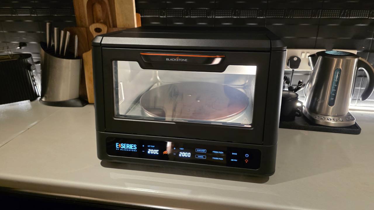 Blackstone E Series Pizza Oven Air Fryer Combo