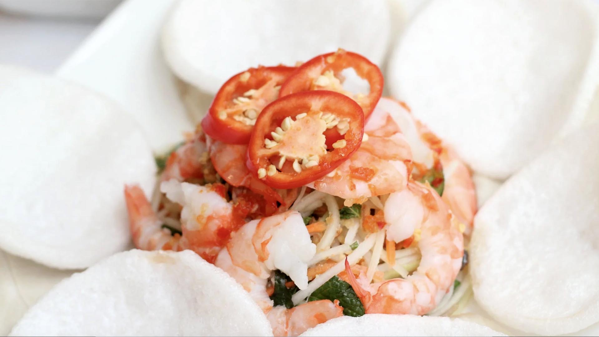 A photo of a Song Que Cafe prawn dish. 