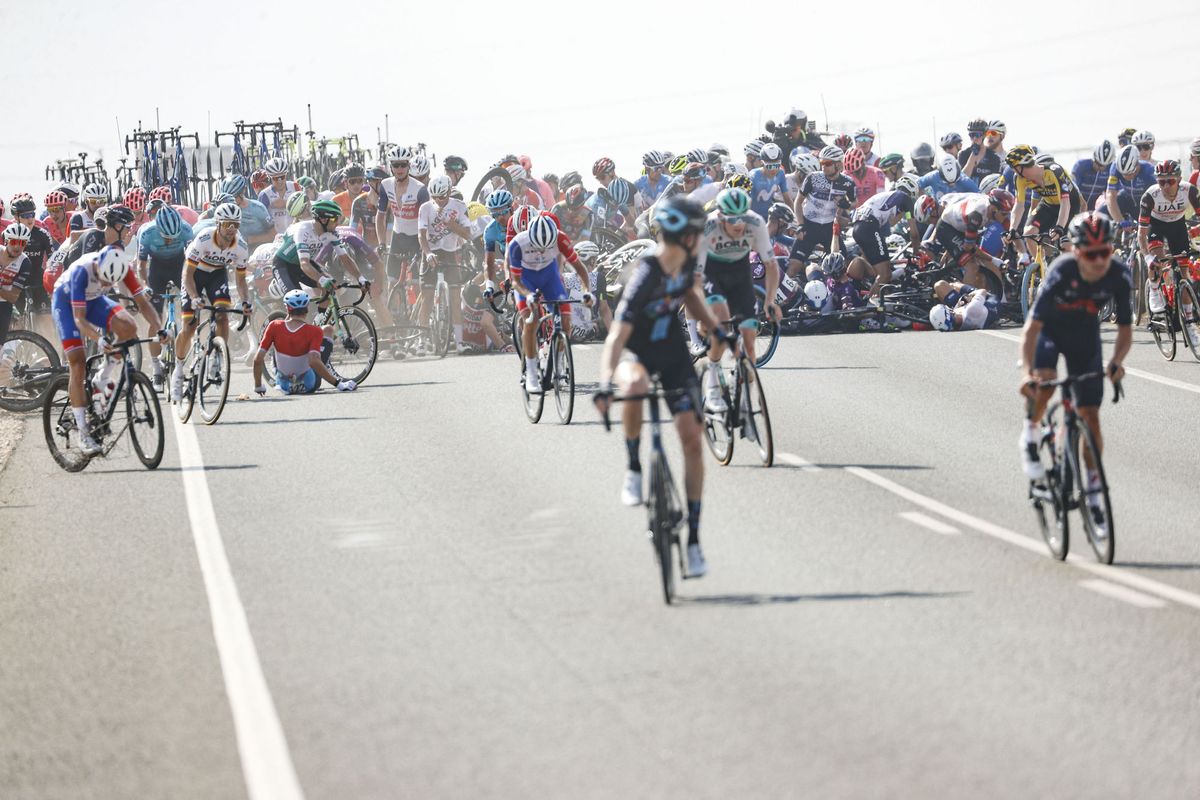Vuelta Espana 2021 - 76th Edition - 5th stage Tarancon - Albacete 184,4 km - 18/08/2021 - Crash - photo Luis Angel Gomez/BettiniPhoto&Acirc;&copy;2021