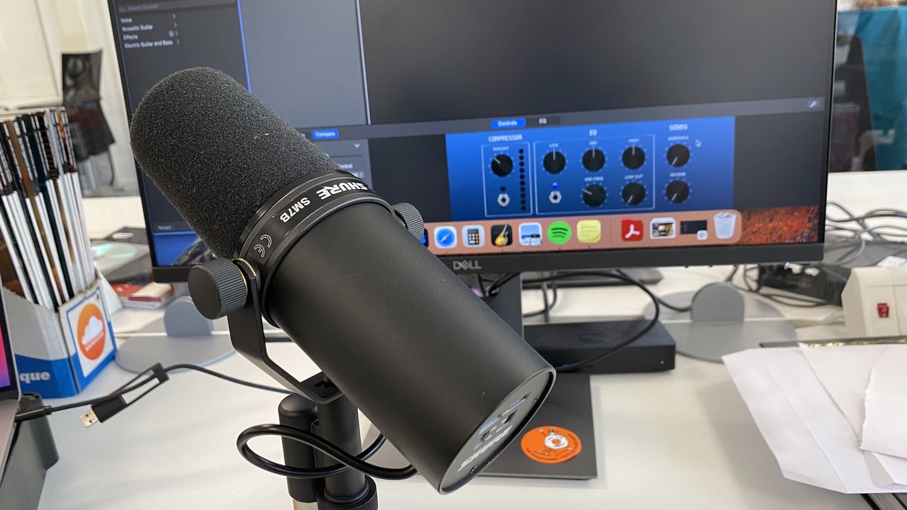 Shure SM7B