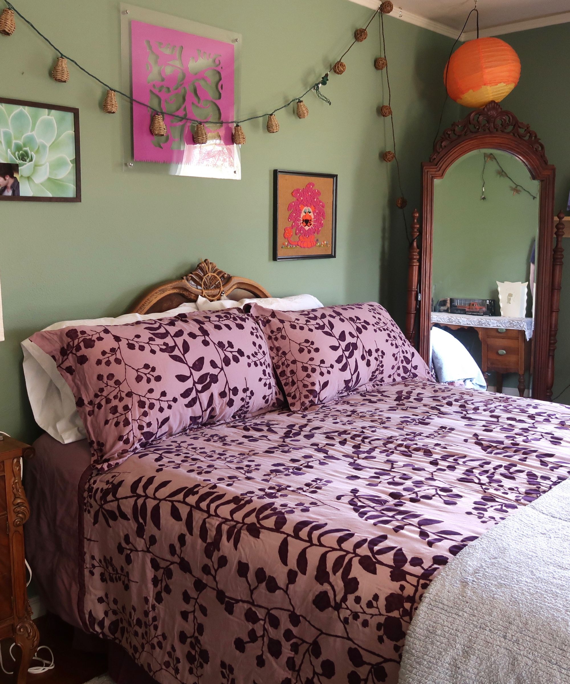Twilight House on Airbnb