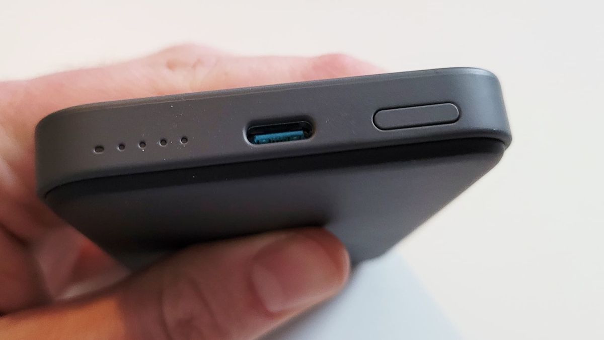 Anker 622 Magnetic battery magGo magsafe Qi wireless charging