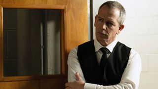 Ben Mendelsohn as Geoffrey Lammark in "To Catch a Killer"