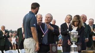 Dustin Johnson receiving the Jack Nicklaus Medal after winning the 2016 US Open at Oakmont