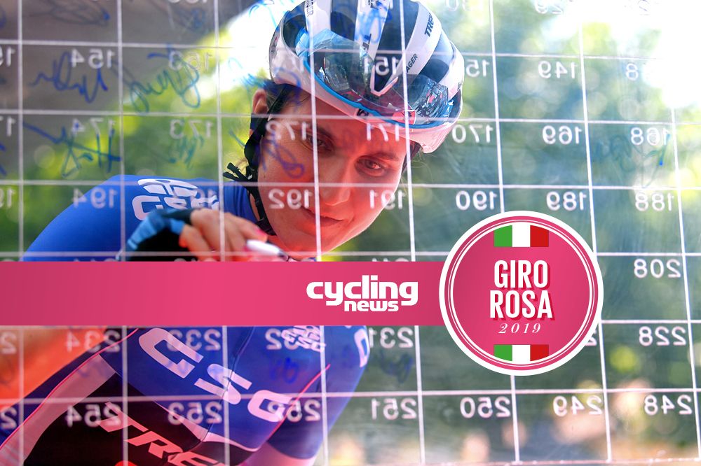 Elisa Longo Borghini (Trek-Segafredo) wears the blue jersey of Best Italian Rider at the Giro Rosa