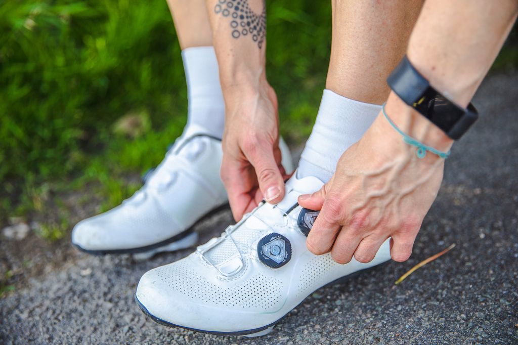 Why are cheaper cycling shoes wider? Cycling Weekly