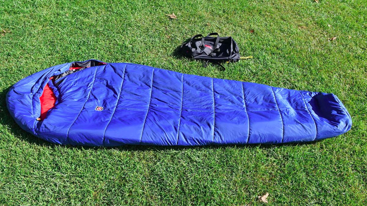 Fjällräven Abisko Two Seasons sleeping bag review | Advnture
