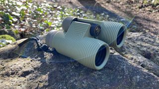 Nocs Provisions Field Issue Waterproof 10x32: binoculars on a rock