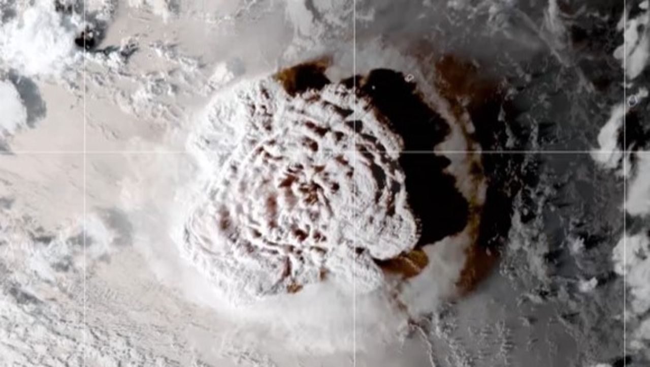 the tonga eruption, with a mushroom formation, seen from space