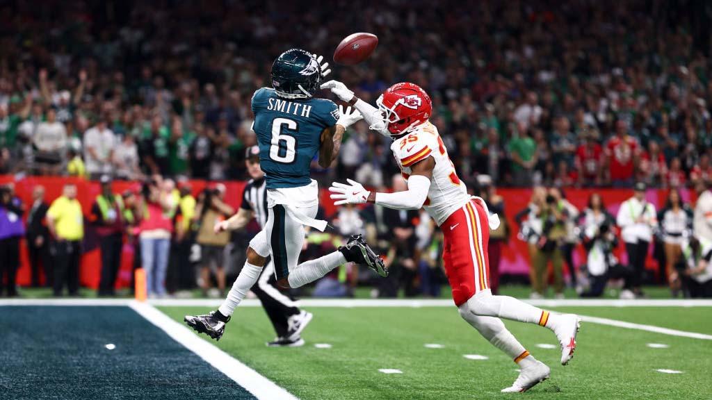 DeVonta Smith #6 of the Philadelphia Eagles catches a touchdown pass against Jaylen Watson #35 of the Kansas City Chiefs in the second half during Super Bowl LIX at Caesars Superdome on February 9, 2025 in New Orleans, Louisiana.