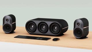 Kyron Palleon desktop system