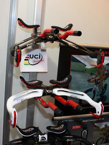 Several of Oval Concepts' integrated aero bars fell victim to the UCI's more stringent enforcement of its 3:1 aero rule but other models were already compliant.