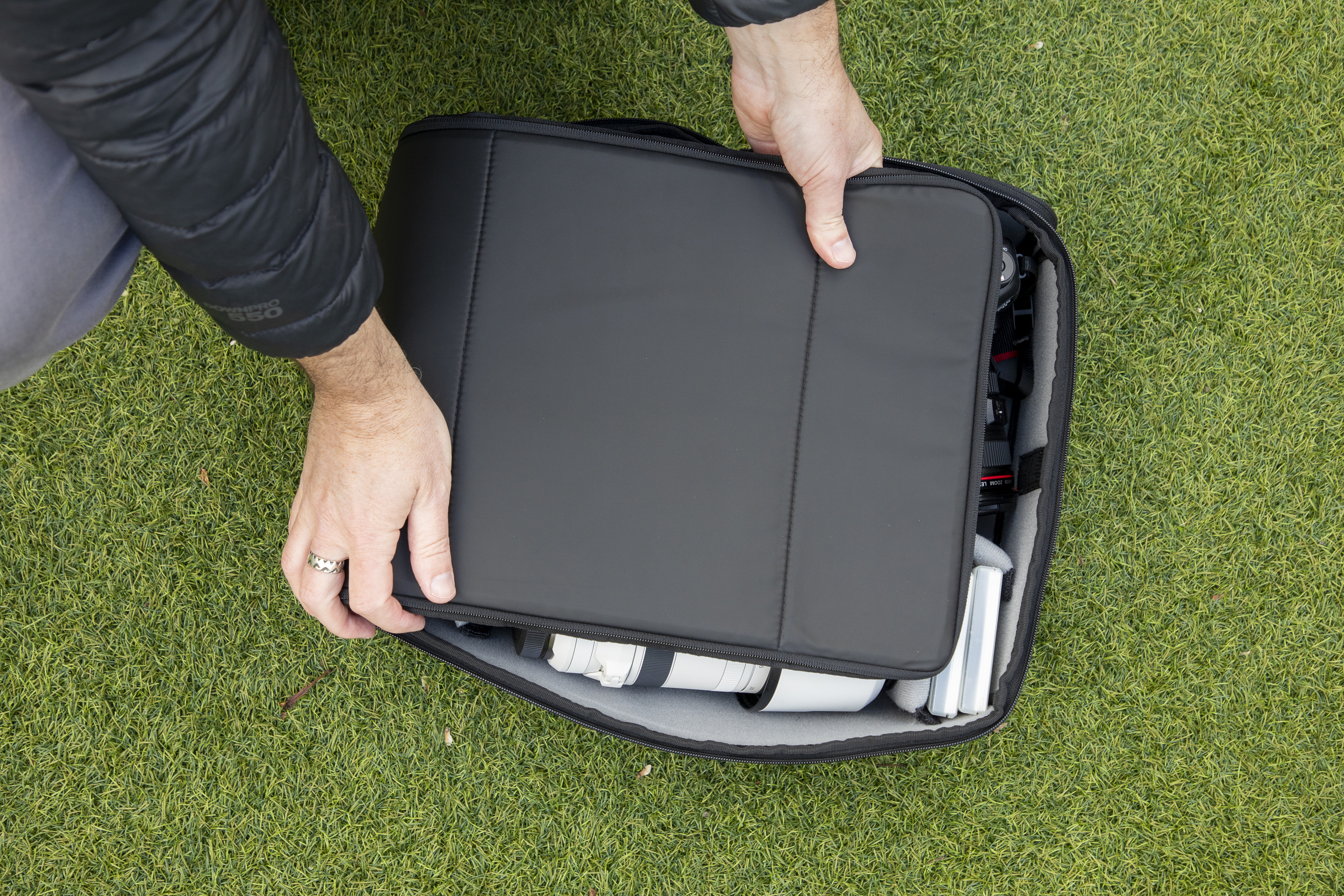 Cube dividers with camera kit