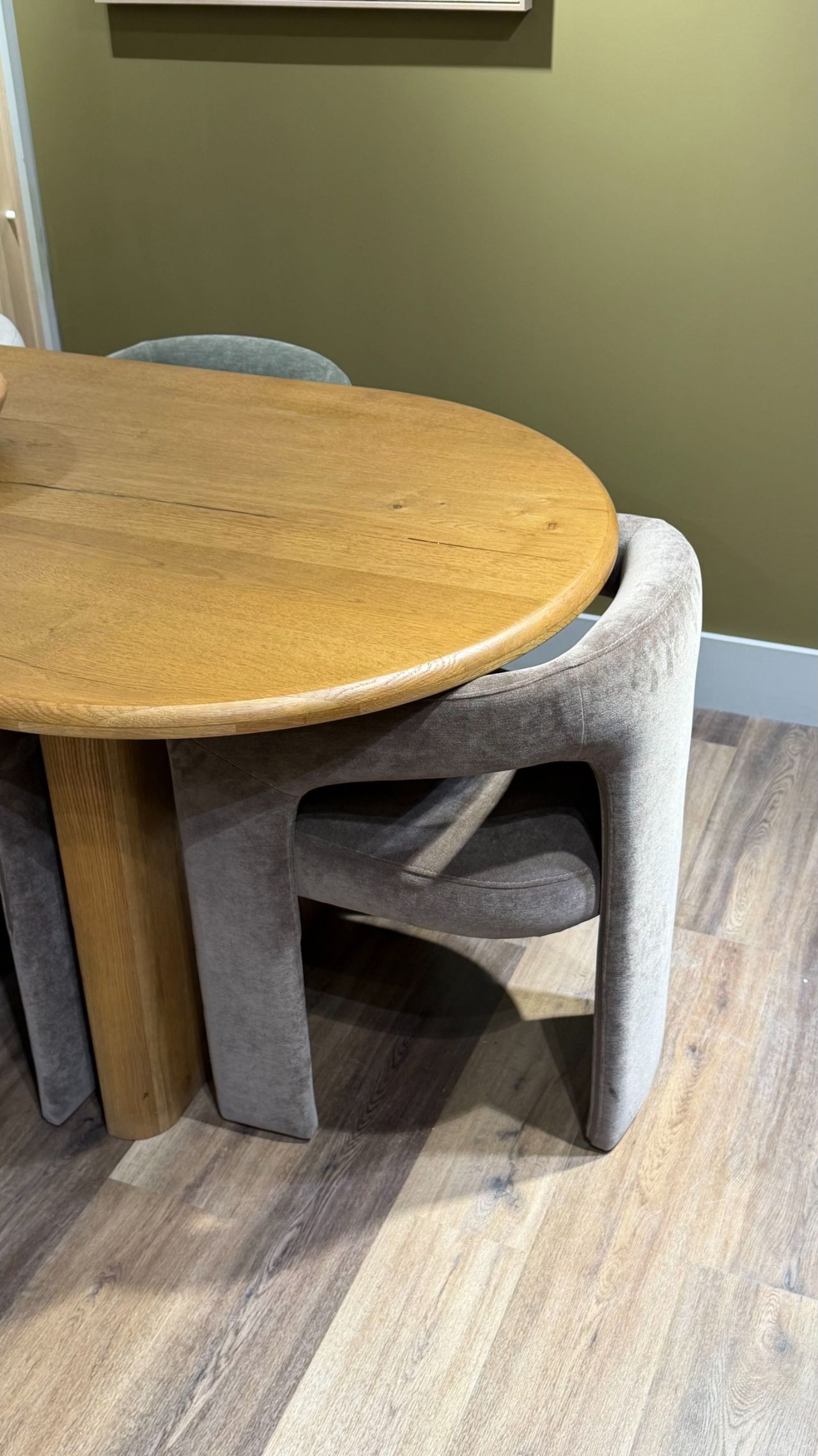 Solace Dining Table