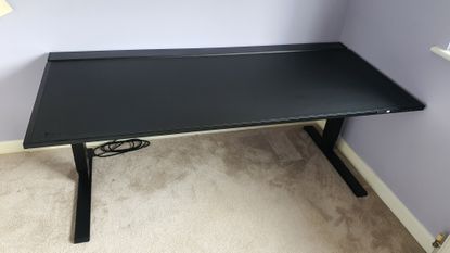 Secretlab MAGNUS Pro XL Sit-to-stand Metal Desk review | T3