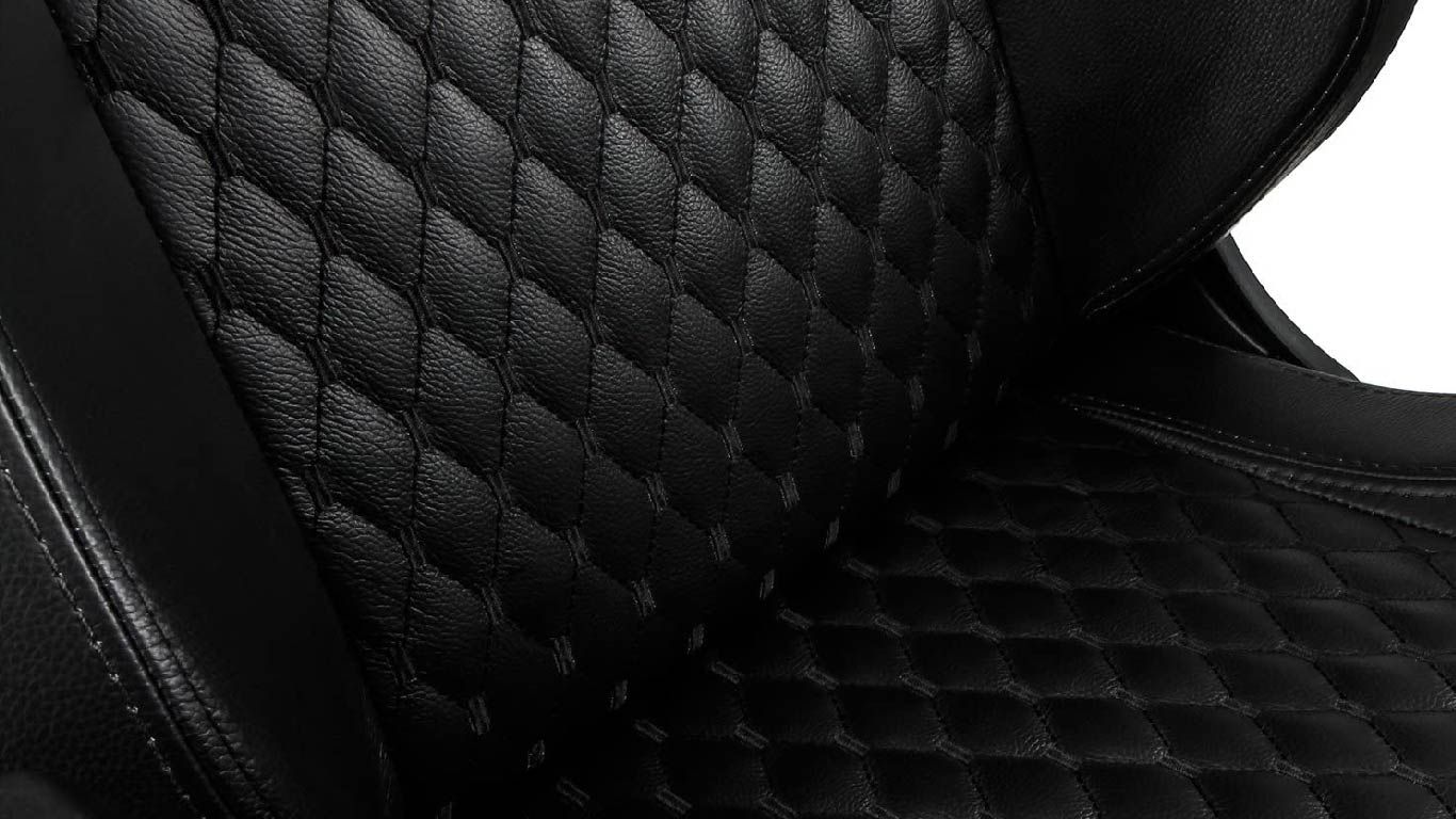 SecretLab Titan SoftWeave vs Noblechairs Epic Series Real Leather