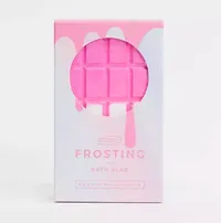 18. Miss Patisserie Frosting bath slab