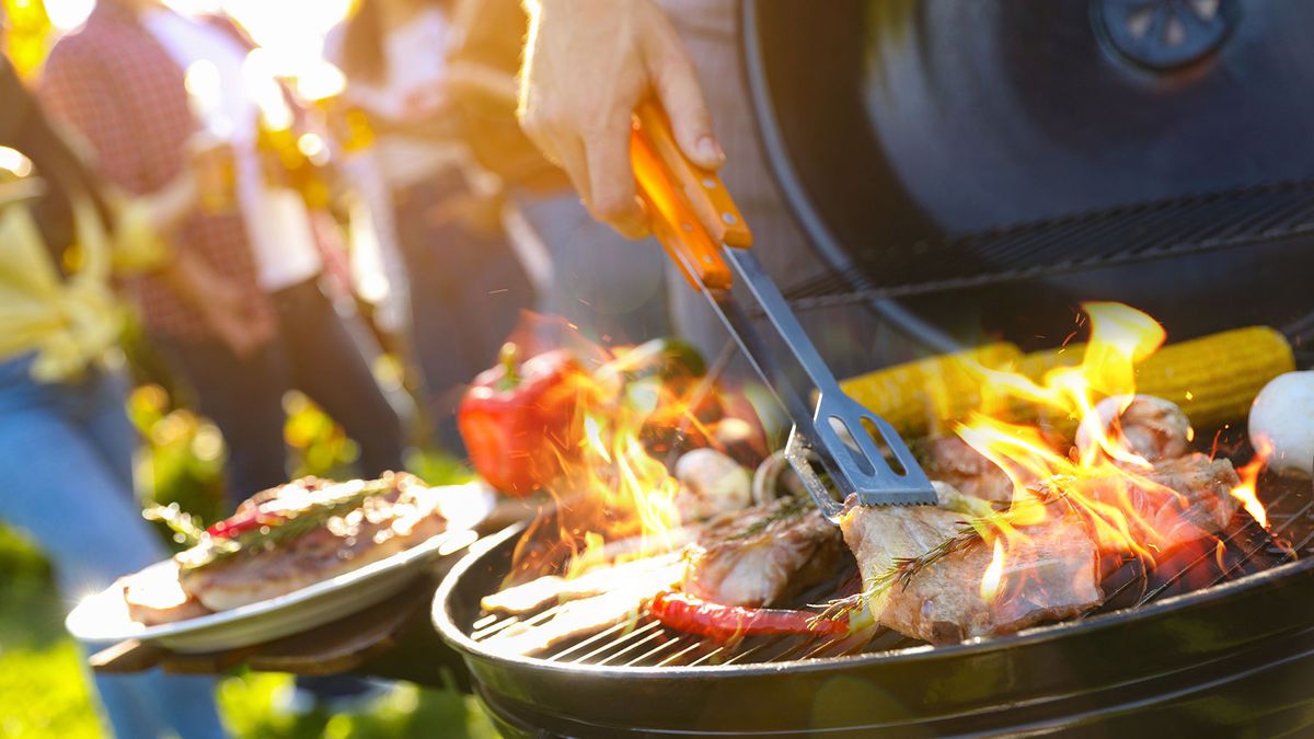 Read more about the article How to protect your patio from cracks and stains during the barbecue season – advice from an expert