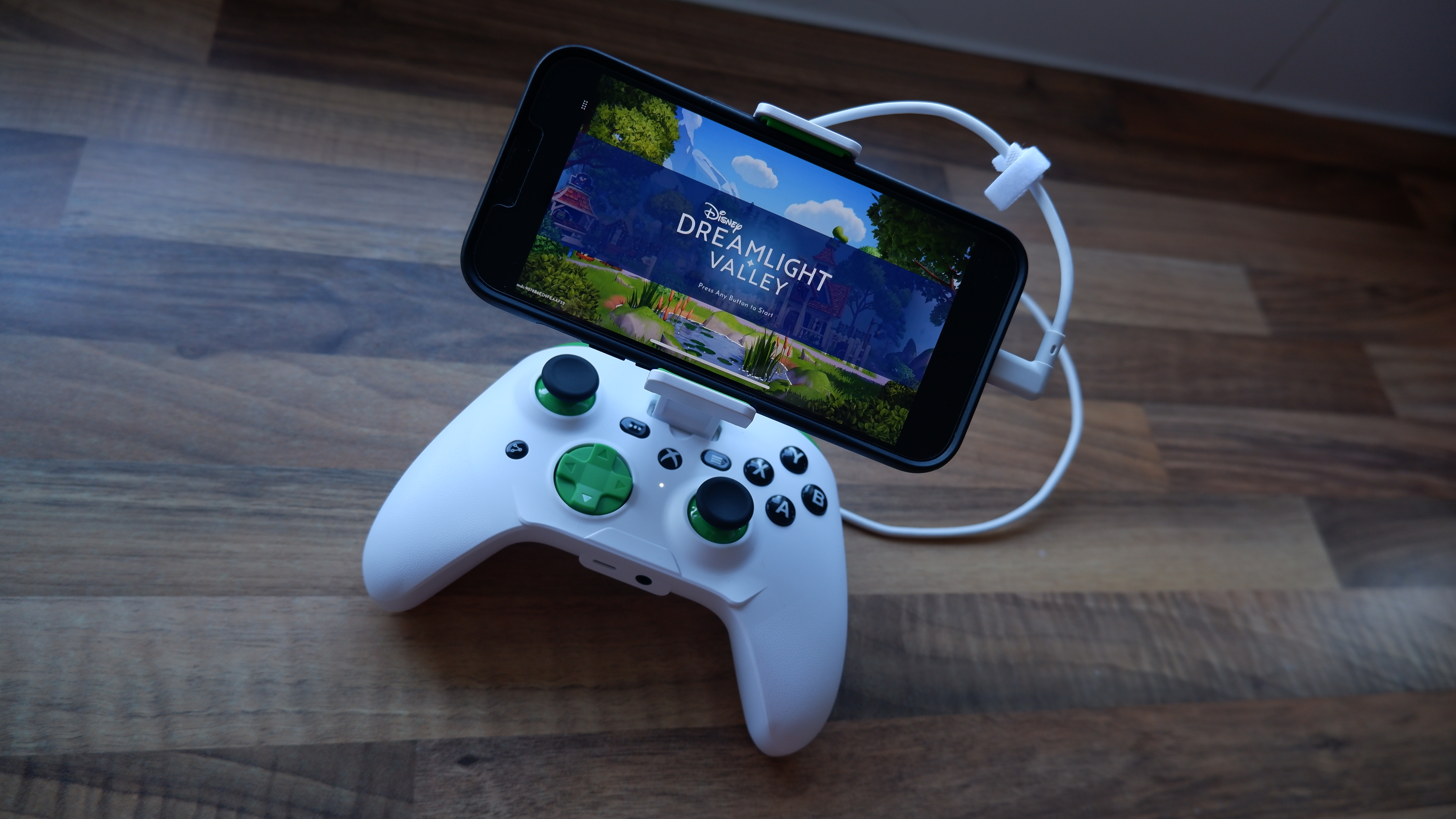RiotPWR Mobile Cloud Game Controller para iOS Xbox Edition