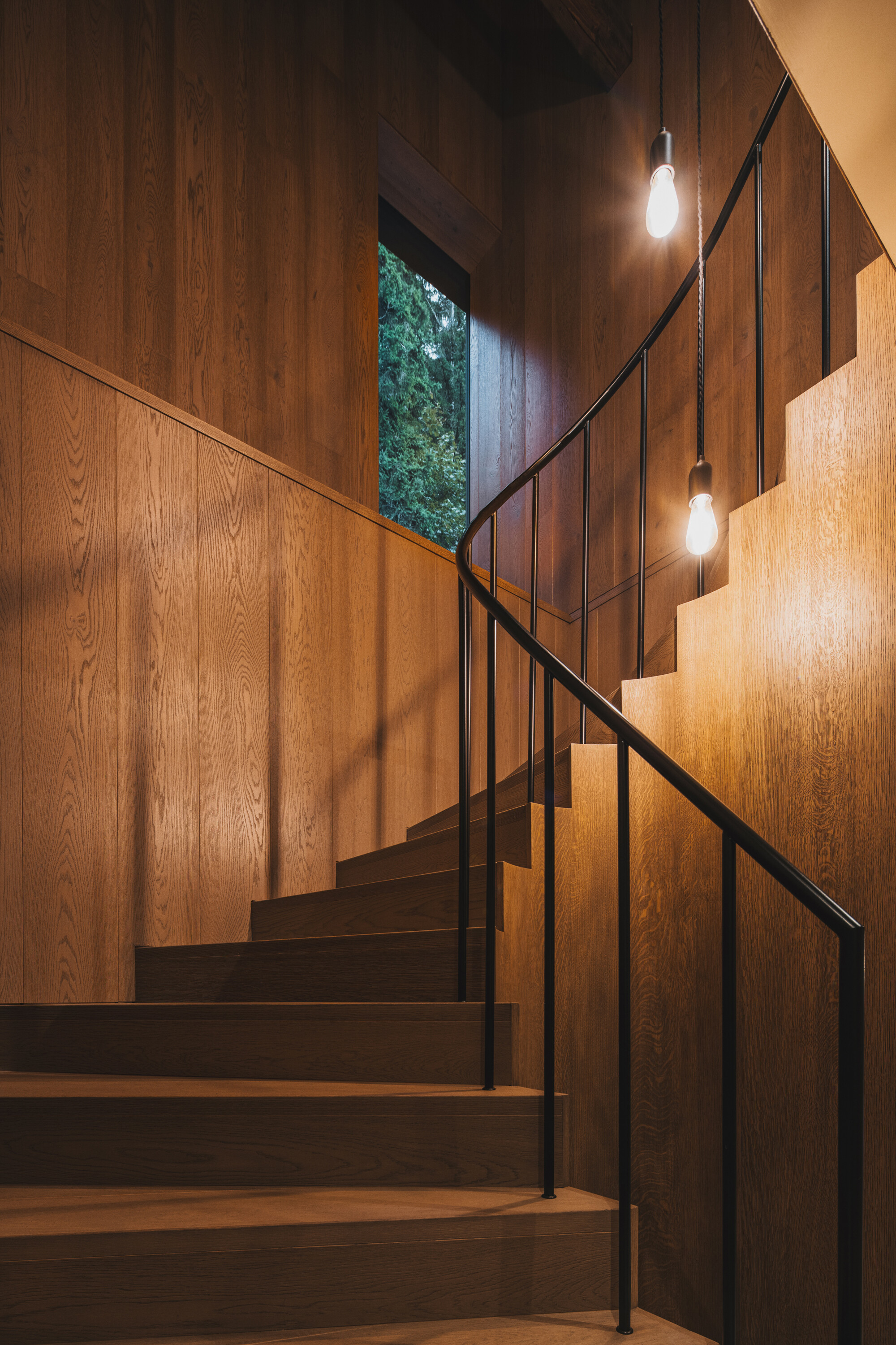 A new timber staircase links the two levels