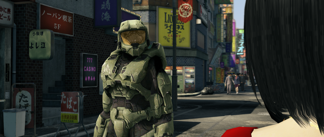An image of a modified Yakuza 0 replacing disco-dancing protagonist Kiryu with Master Chief, an armored super soldier, on a light-up dance floor