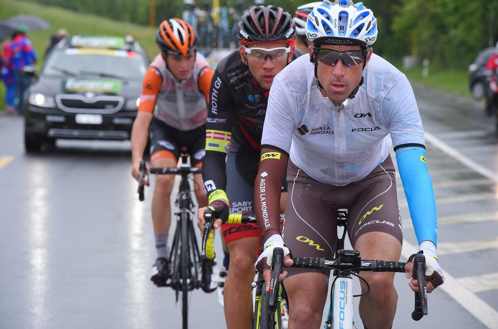 S&eacute;bastien Minard (AG2R La Mondiale) leading the break