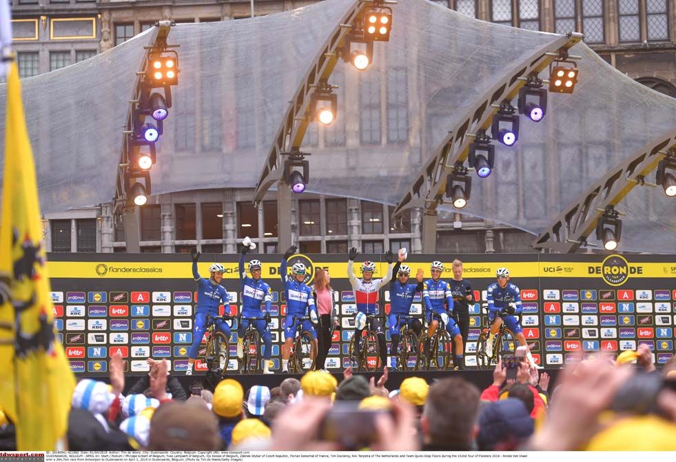 Quick-Step Floors at the sign-on of the Tour of Flanders