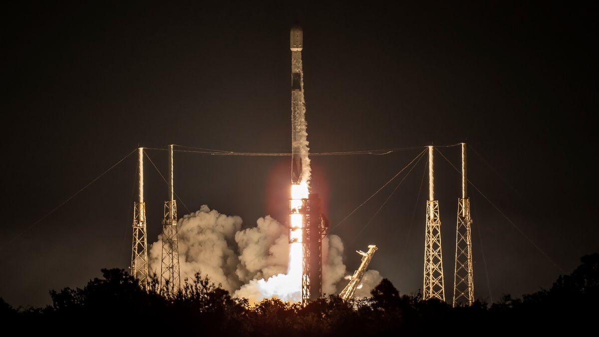 SpaceX's Double Launch: Successful Return to Flight with 44 Starlink Satellites and Falcon 9 Reusability