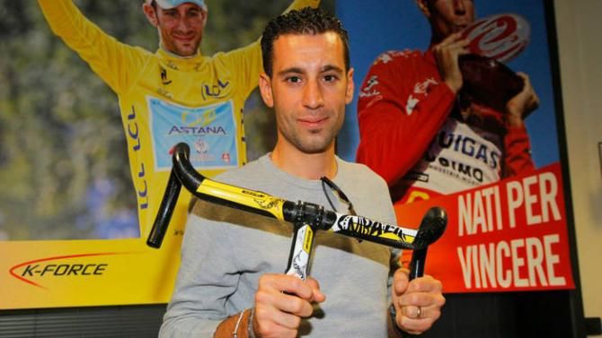 Nibali shows off the limited edition Tour de France Shark bars.
