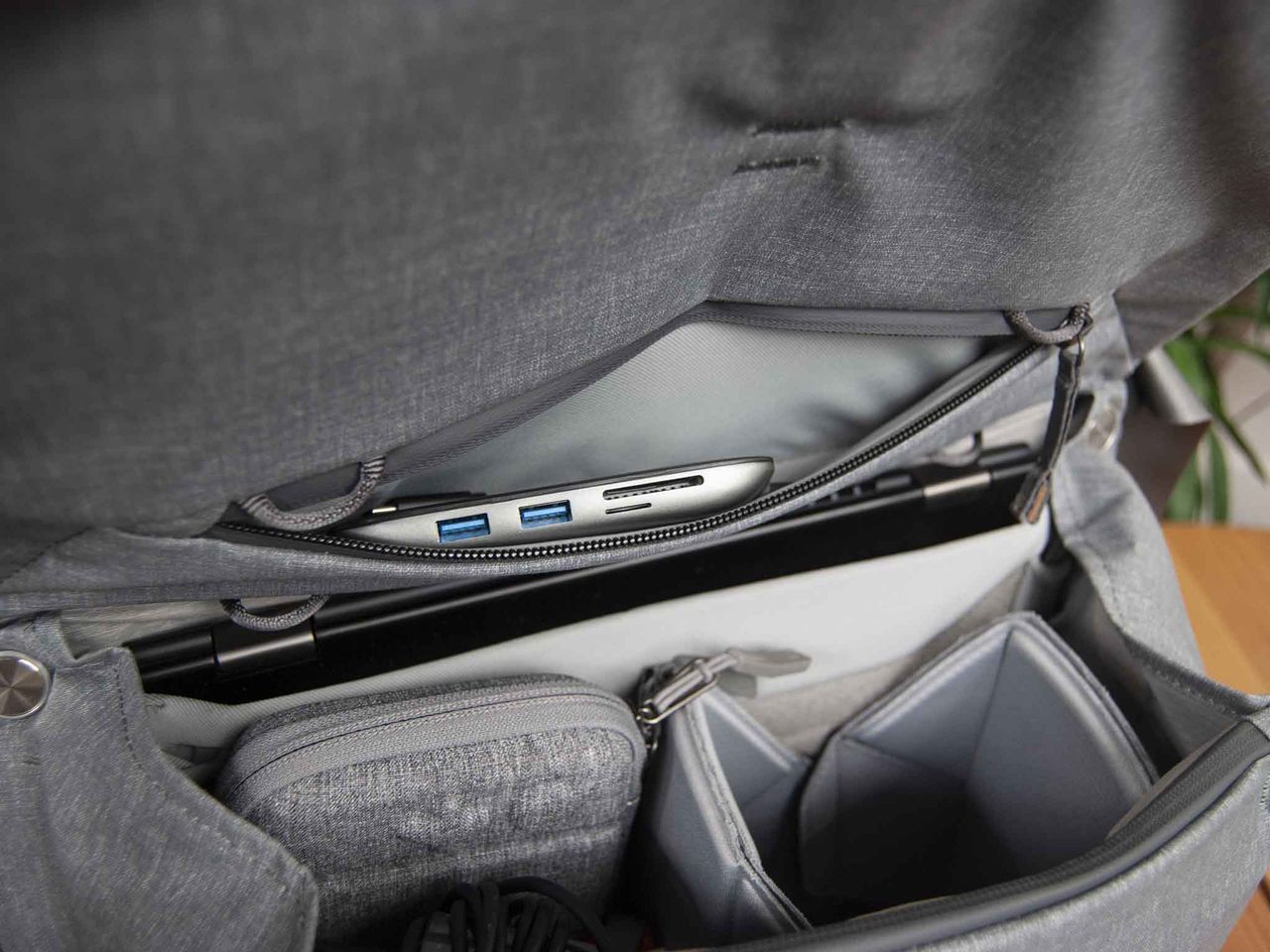Peak Design Everyday Messenger 13L V2