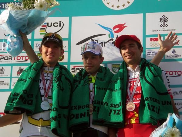 Top 3 in Pamukkale awarded with local textile: Tejay Van Garderen, Giovanni Visconti and David Moncouti&eacute;.