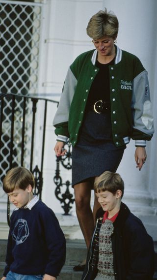 princess diana with willliam and harry