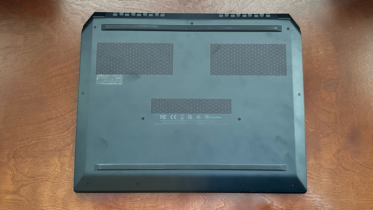 Corsair Voyager a1600