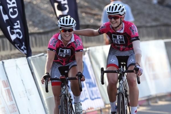 Loren Rowney congratulates race winner, Chloe Hosking (Total Rush)